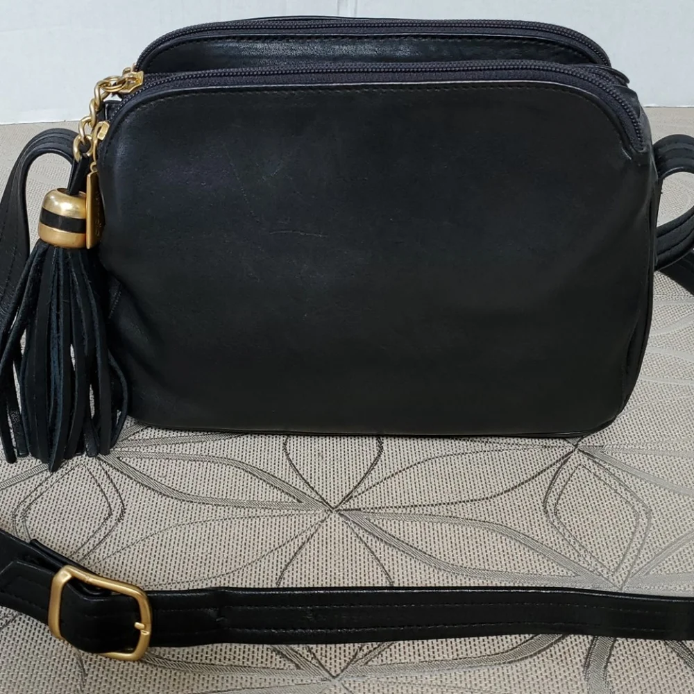 Vintage Tignanello Bag Black/Gold